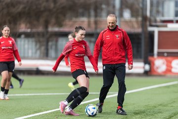Bild 66 - wBJ FC St. Pauli - Walddoerfer SV : Ergebnis: 3:4